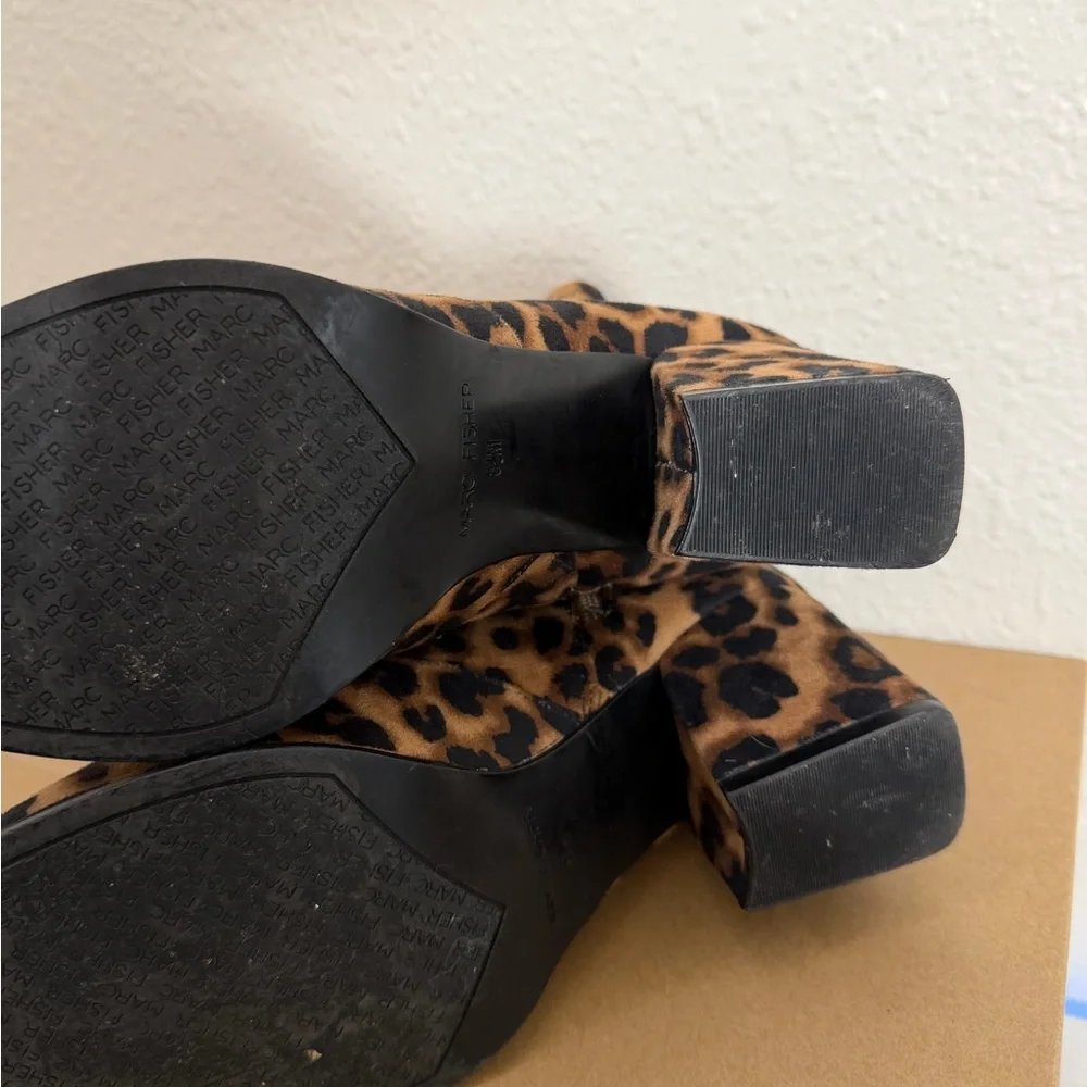 Marc Fisher women's leopard print ankle boots, stretch slip on block heel. - Picture 9 of 12